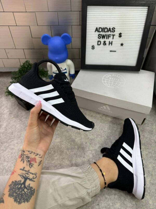 Tenis